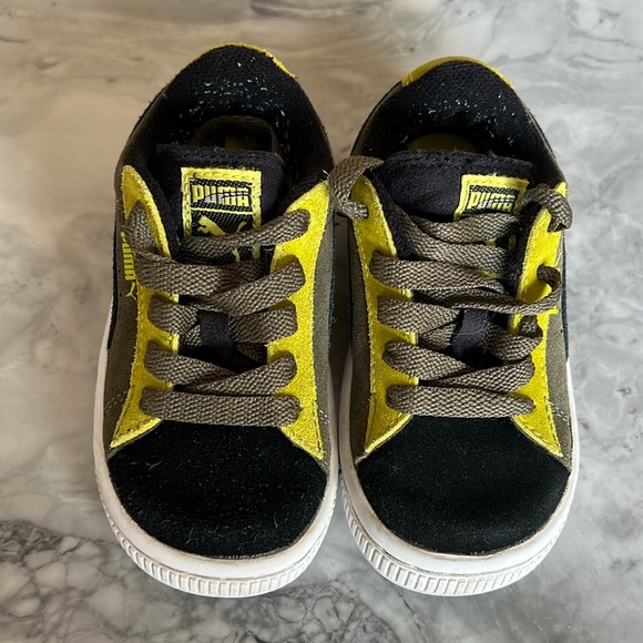 Toddler Puma Sneakers - Picture 1 of 4